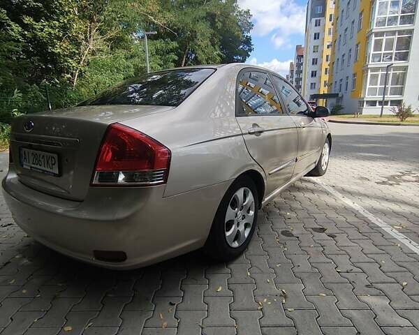 Бежевый Киа Черато, объемом двигателя 1.6 л и пробегом 440 тыс. км за 3200 $, фото 8 на Automoto.ua