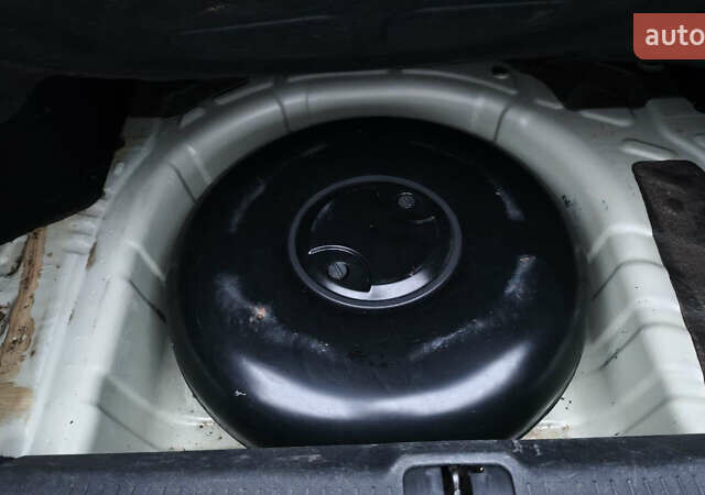 Бежевый Киа Черато, объемом двигателя 1.59 л и пробегом 202 тыс. км за 4800 $, фото 30 на Automoto.ua