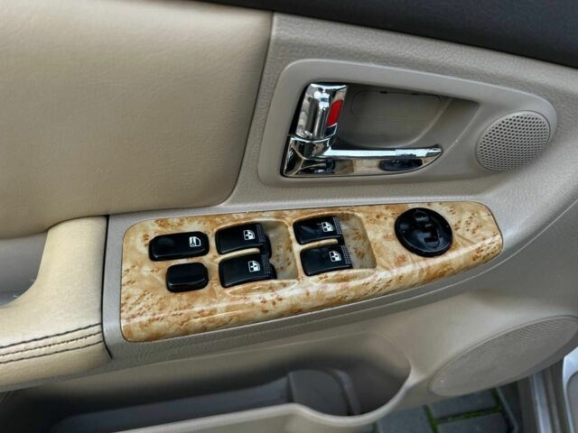 Киа Черато 2007 в Кривом Роге на Automoto.ua Бежевый Киа Черато, объемом двигателя 2 л и пробегом 206 тыс. км за 4400 $, фото 8 на Automoto.ua