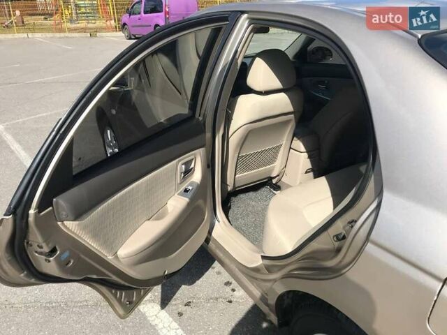 Бежевый Киа Черато, объемом двигателя 1.6 л и пробегом 159 тыс. км за 5100 $, фото 11 на Automoto.ua