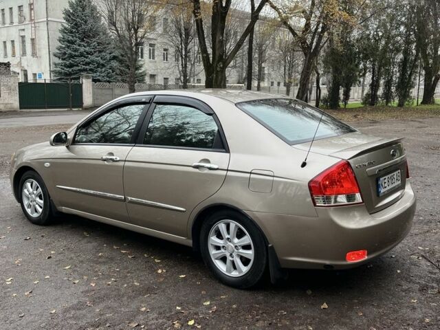 Бежевый Киа Черато, объемом двигателя 1.6 л и пробегом 218 тыс. км за 5200 $, фото 3 на Automoto.ua