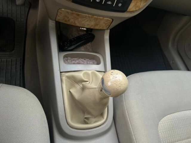 Киа Черато 2007 в Кривом Роге на Automoto.ua Бежевый Киа Черато, объемом двигателя 2 л и пробегом 206 тыс. км за 4400 $, фото 17 на Automoto.ua