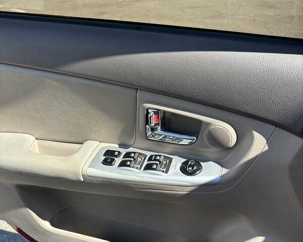 Бежевый Киа Черато, объемом двигателя 1.6 л и пробегом 193 тыс. км за 3400 $, фото 12 на Automoto.ua