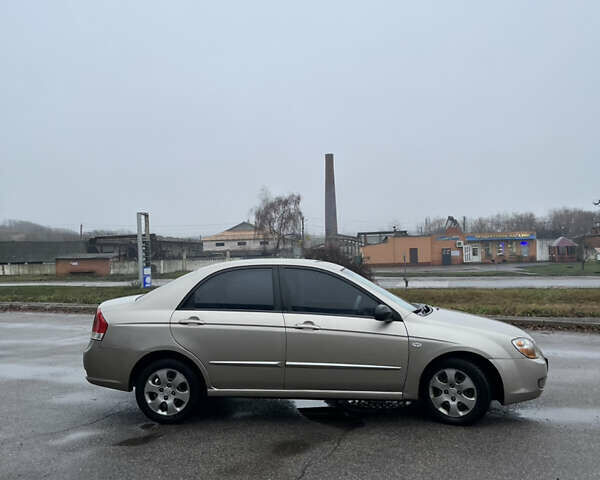 Бежевий Кіа Черато, об'ємом двигуна 1.6 л та пробігом 230 тис. км за 3700 $, фото 2 на Automoto.ua