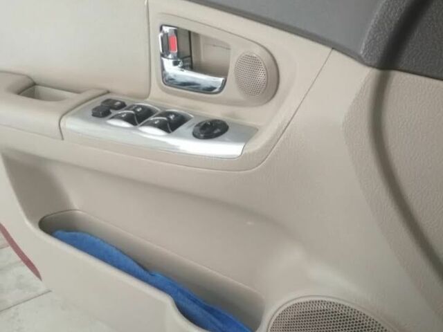 Бежевий Кіа Черато, об'ємом двигуна 2 л та пробігом 222 тис. км за 4900 $, фото 12 на Automoto.ua