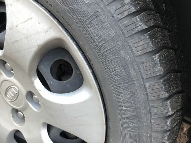 Бежевий Кіа Черато, об'ємом двигуна 1.6 л та пробігом 118 тис. км за 5300 $, фото 12 на Automoto.ua