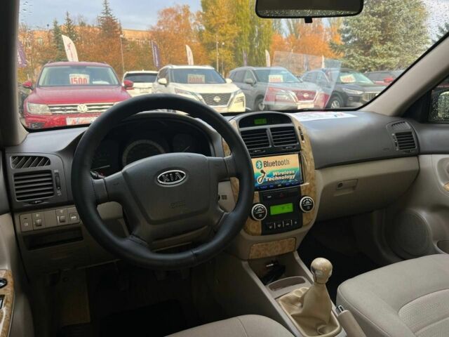 Киа Черато 2007 в Кривом Роге на Automoto.ua Бежевый Киа Черато, объемом двигателя 2 л и пробегом 206 тыс. км за 4400 $, фото 10 на Automoto.ua