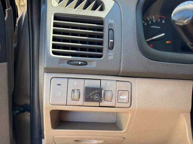 Бежевый Киа Черато, объемом двигателя 1.6 л и пробегом 197 тыс. км за 3384 $, фото 8 на Automoto.ua