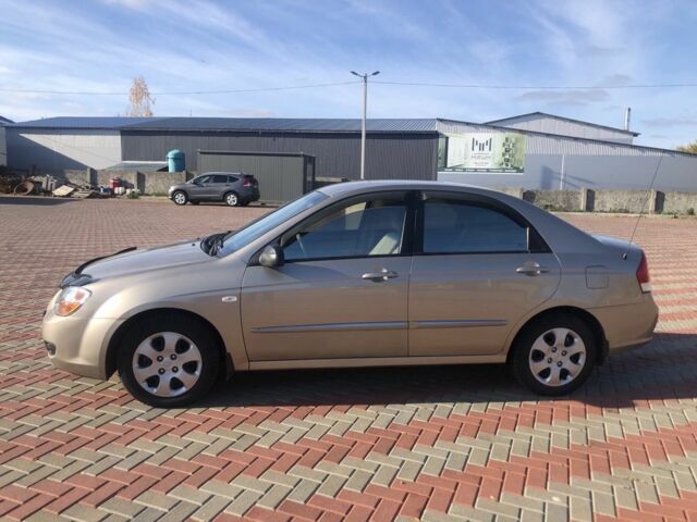 Бежевий Кіа Черато, об'ємом двигуна 1.6 л та пробігом 118 тис. км за 5300 $, фото 4 на Automoto.ua