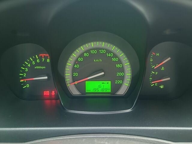 Бежевый Киа Черато, объемом двигателя 2 л и пробегом 195 тыс. км за 4250 $, фото 11 на Automoto.ua