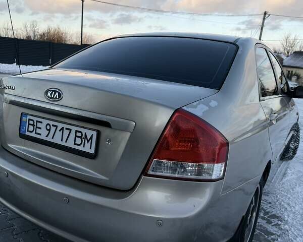 Бежевый Киа Черато, объемом двигателя 1.58 л и пробегом 278 тыс. км за 4000 $, фото 8 на Automoto.ua