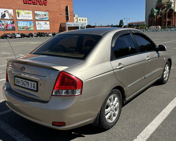Бежевый Киа Черато, объемом двигателя 1.6 л и пробегом 193 тыс. км за 3400 $, фото 4 на Automoto.ua