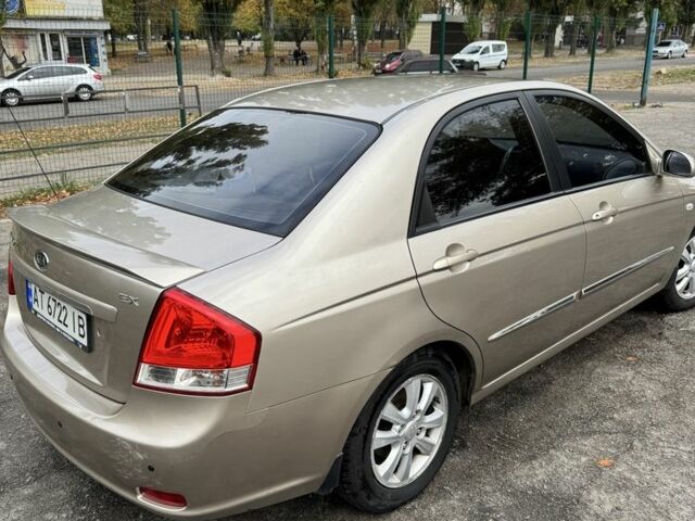 Бежевий Кіа Черато, об'ємом двигуна 1.6 л та пробігом 185 тис. км за 5000 $, фото 2 на Automoto.ua