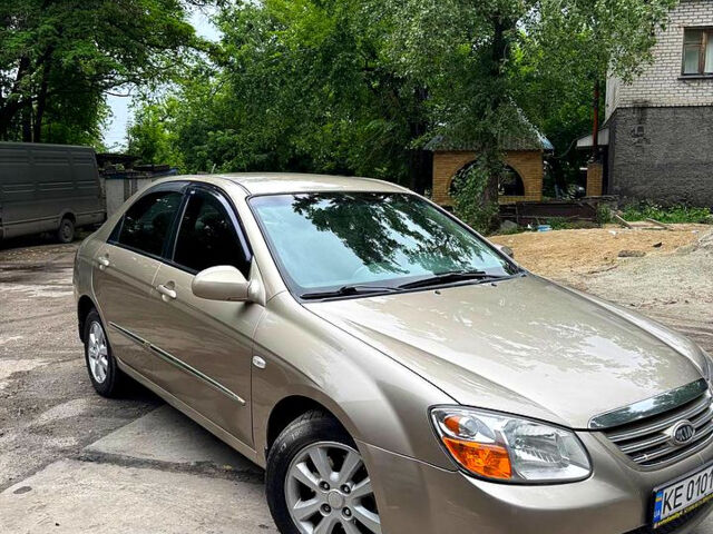 Бежевый Киа Черато, объемом двигателя 1.6 л и пробегом 212 тыс. км за 4600 $, фото 6 на Automoto.ua