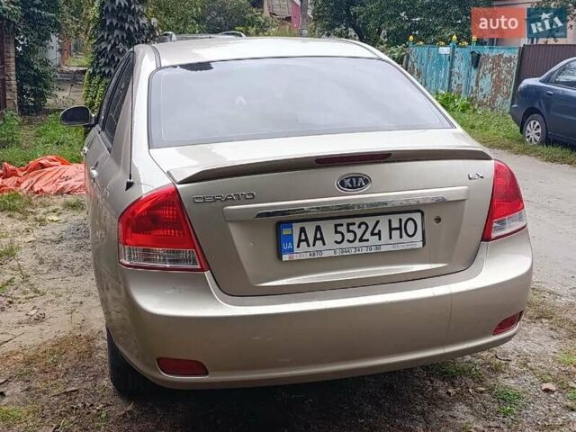 Бежевий Кіа Черато, об'ємом двигуна 1.6 л та пробігом 215 тис. км за 4000 $, фото 3 на Automoto.ua