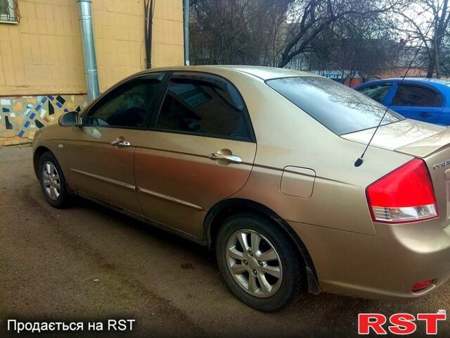 Бежевий Кіа Черато, об'ємом двигуна 1.6 л та пробігом 216 тис. км за 4300 $, фото 3 на Automoto.ua