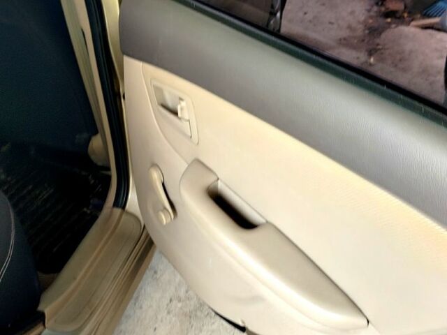 Бежевый Киа Черато, объемом двигателя 1.6 л и пробегом 118 тыс. км за 4300 $, фото 1 на Automoto.ua