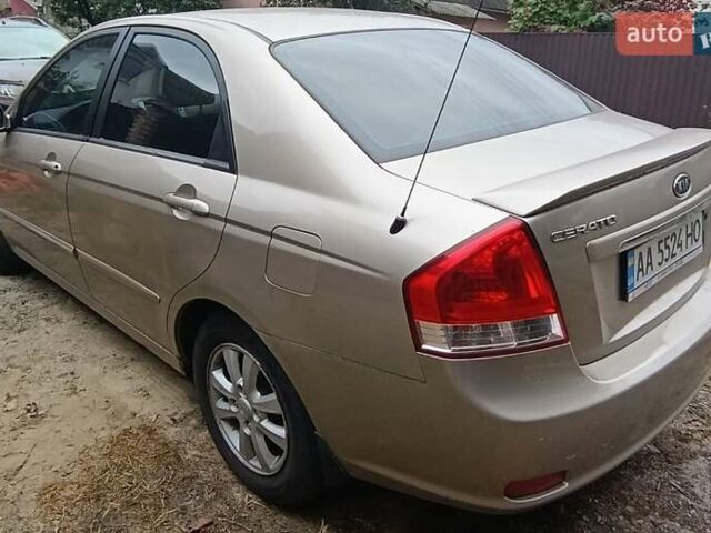 Бежевий Кіа Черато, об'ємом двигуна 1.6 л та пробігом 215 тис. км за 4000 $, фото 1 на Automoto.ua
