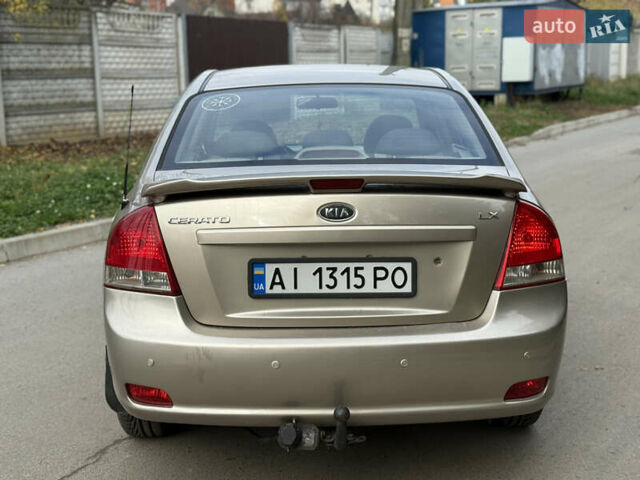 Бежевий Кіа Черато, об'ємом двигуна 1.58 л та пробігом 287 тис. км за 4800 $, фото 5 на Automoto.ua