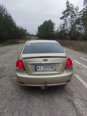 Бежевый Киа Черато, объемом двигателя 1.6 л и пробегом 305 тыс. км за 4500 $, фото 5 на Automoto.ua