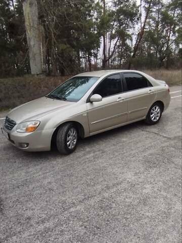 Бежевый Киа Черато, объемом двигателя 1.6 л и пробегом 305 тыс. км за 4500 $, фото 2 на Automoto.ua