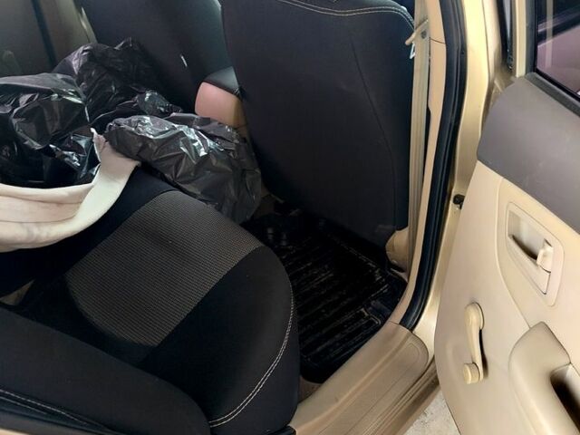 Бежевый Киа Черато, объемом двигателя 1.6 л и пробегом 118 тыс. км за 4300 $, фото 3 на Automoto.ua