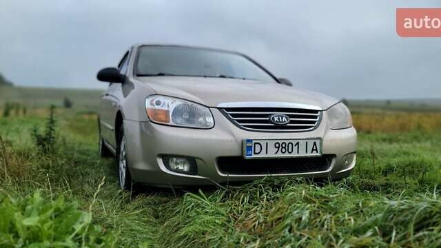 Бежевый Киа Черато, объемом двигателя 1.59 л и пробегом 158 тыс. км за 4800 $, фото 1 на Automoto.ua