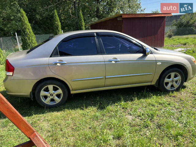 Бежевий Кіа Черато, об'ємом двигуна 1.6 л та пробігом 220 тис. км за 4500 $, фото 2 на Automoto.ua