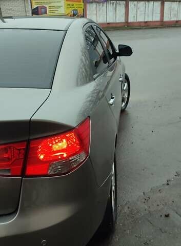 Бежевый Киа Черато, объемом двигателя 1.98 л и пробегом 180 тыс. км за 6899 $, фото 15 на Automoto.ua