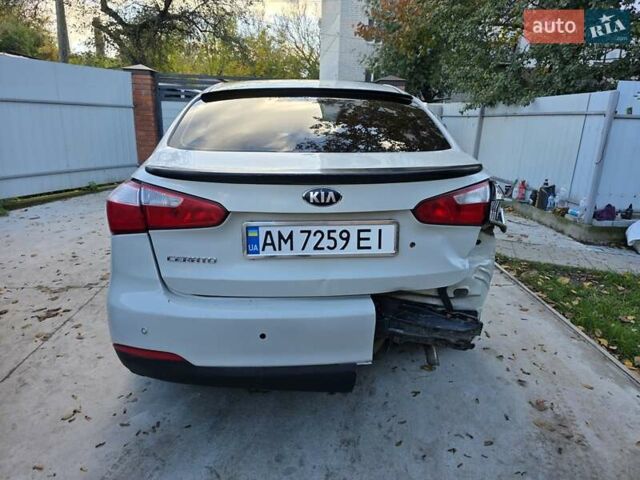 Бежевый Киа Черато, объемом двигателя 1.6 л и пробегом 300 тыс. км за 4750 $, фото 21 на Automoto.ua