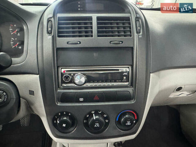 Киа Черато 2006 в Кременце на Automoto.ua Черный Киа Черато, объемом двигателя 1.6 л и пробегом 132 тыс. км за 4600 $, фото 21 на Automoto.ua