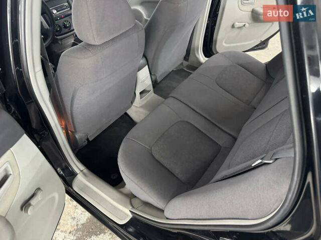 Киа Черато 2006 в Кременце на Automoto.ua Черный Киа Черато, объемом двигателя 1.6 л и пробегом 132 тыс. км за 4600 $, фото 25 на Automoto.ua