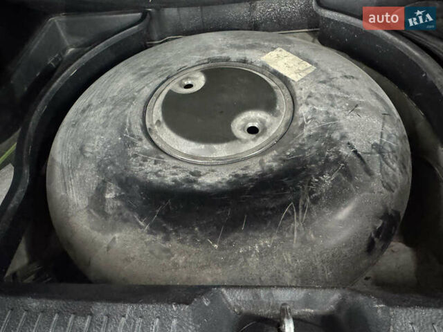 Киа Черато 2006 в Кременце на Automoto.ua Черный Киа Черато, объемом двигателя 1.6 л и пробегом 132 тыс. км за 4600 $, фото 30 на Automoto.ua