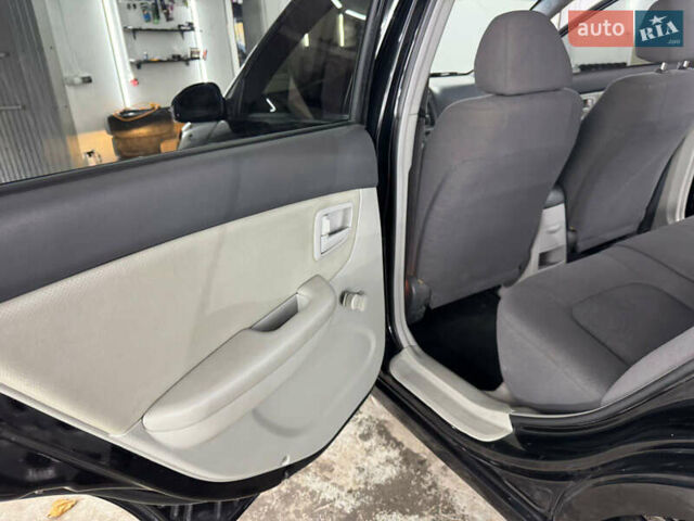 Киа Черато 2006 в Кременце на Automoto.ua Черный Киа Черато, объемом двигателя 1.6 л и пробегом 132 тыс. км за 4600 $, фото 18 на Automoto.ua