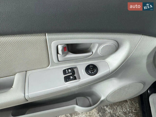 Киа Черато 2006 в Кременце на Automoto.ua Черный Киа Черато, объемом двигателя 1.6 л и пробегом 132 тыс. км за 4600 $, фото 23 на Automoto.ua