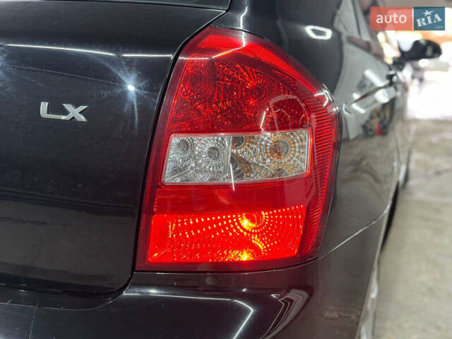 Киа Черато 2006 в Кременце на Automoto.ua Черный Киа Черато, объемом двигателя 1.6 л и пробегом 132 тыс. км за 4600 $, фото 10 на Automoto.ua