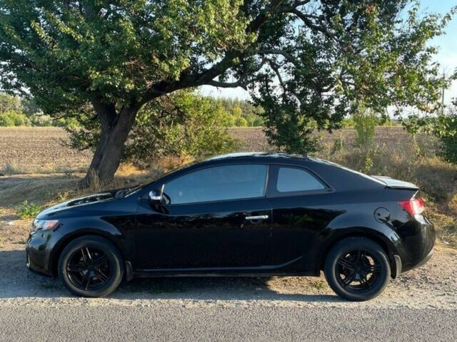 Черный Киа Черато, объемом двигателя 2 л и пробегом 238 тыс. км за 7700 $, фото 5 на Automoto.ua