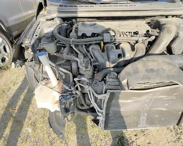Чорний Кіа Черато, об'ємом двигуна 2 л та пробігом 252 тис. км за 5500 $, фото 7 на Automoto.ua