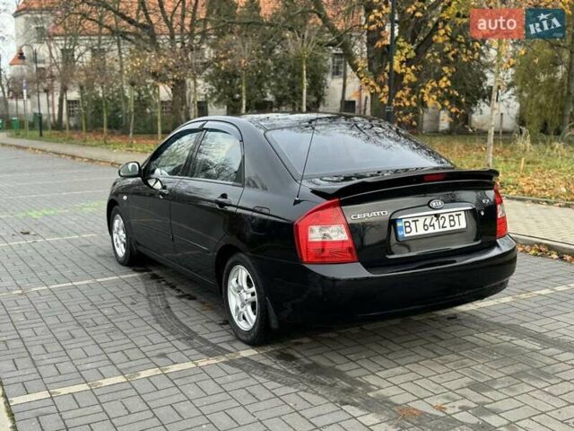 Чорний Кіа Черато, об'ємом двигуна 1.98 л та пробігом 177 тис. км за 3950 $, фото 3 на Automoto.ua
