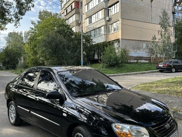 Черный Киа Черато, объемом двигателя 1.6 л и пробегом 181 тыс. км за 3900 $, фото 4 на Automoto.ua
