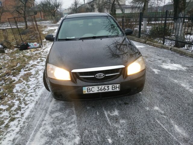 Черный Киа Черато, объемом двигателя 0 л и пробегом 210 тыс. км за 2500 $, фото 1 на Automoto.ua