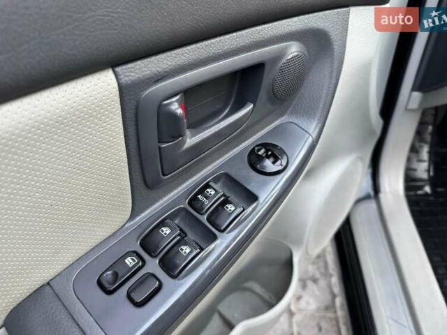 Черный Киа Черато, объемом двигателя 2 л и пробегом 318 тыс. км за 3900 $, фото 9 на Automoto.ua