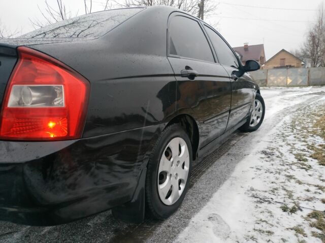 Черный Киа Черато, объемом двигателя 0 л и пробегом 210 тыс. км за 2500 $, фото 3 на Automoto.ua