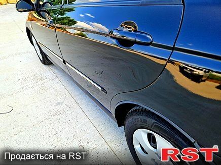 Черный Киа Черато, объемом двигателя 1.6 л и пробегом 300 тыс. км за 4000 $, фото 6 на Automoto.ua