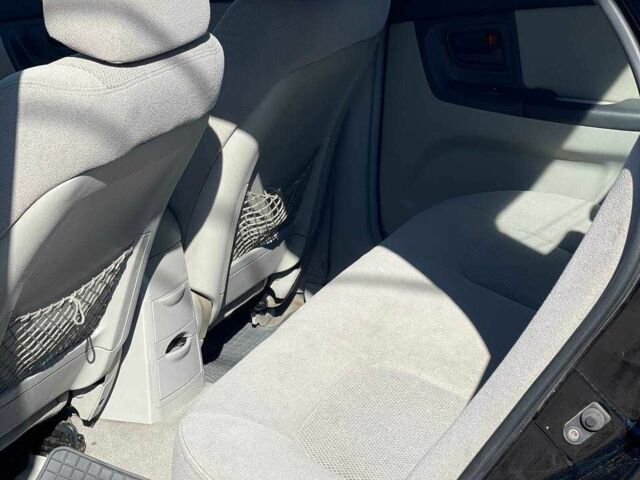 Черный Киа Черато, объемом двигателя 2 л и пробегом 268 тыс. км за 4200 $, фото 14 на Automoto.ua