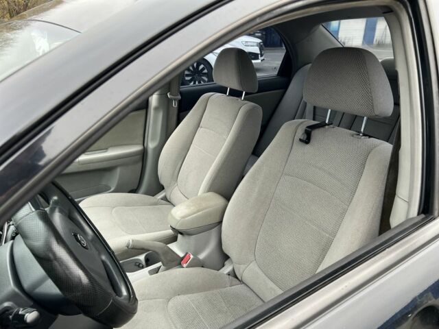 Черный Киа Черато, объемом двигателя 1.6 л и пробегом 230 тыс. км за 3200 $, фото 11 на Automoto.ua