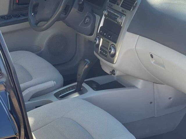 Черный Киа Черато, объемом двигателя 2 л и пробегом 268 тыс. км за 4200 $, фото 12 на Automoto.ua