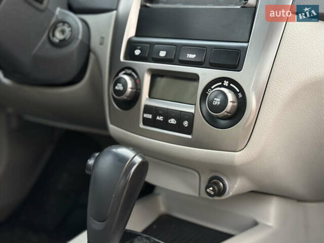 Киа Черато 2006 в Киеве на Automoto.ua Черный Киа Черато, объемом двигателя 2 л и пробегом 260 тыс. км за 4800 $, фото 11 на Automoto.ua