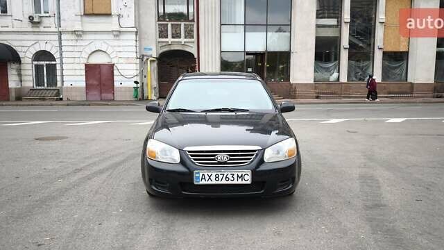 Чорний Кіа Черато, об'ємом двигуна 1.6 л та пробігом 204 тис. км за 3700 $, фото 6 на Automoto.ua