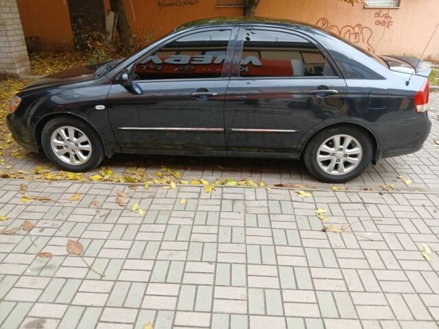 Черный Киа Черато, объемом двигателя 2 л и пробегом 250 тыс. км за 3700 $, фото 8 на Automoto.ua